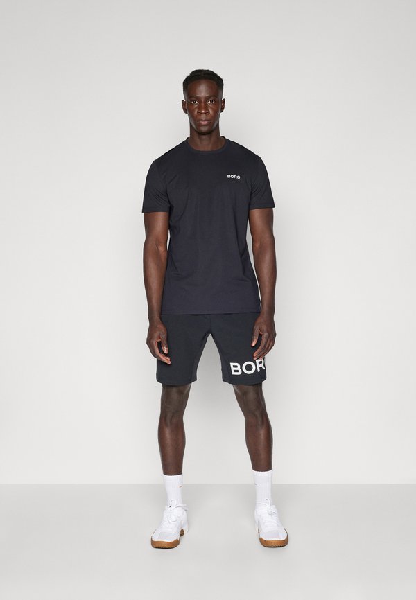 SHORTS - Sports shorts4