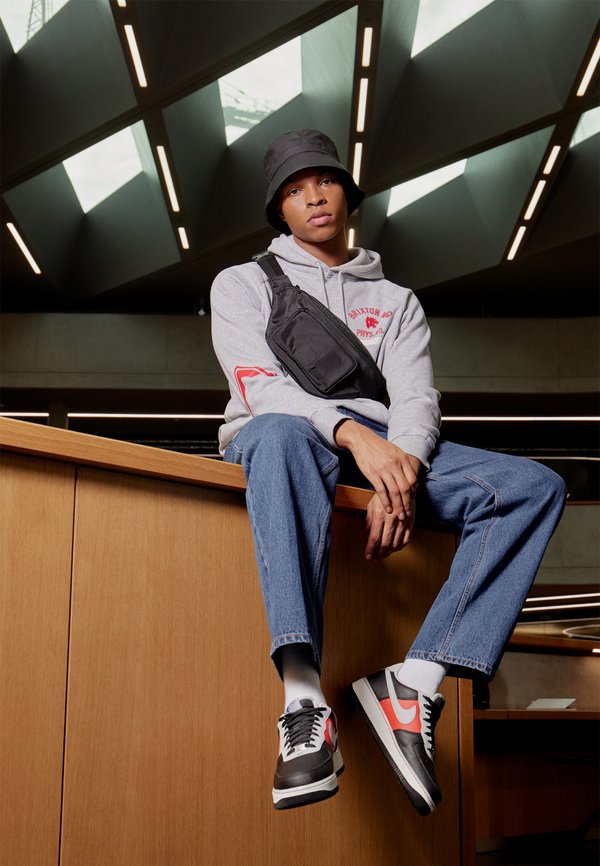 HARDWORK - Loose Jeans - stone wash indigo3