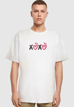 Merchcode VALENTINES DAY XOXO HEAVY - T-shirts med print - white