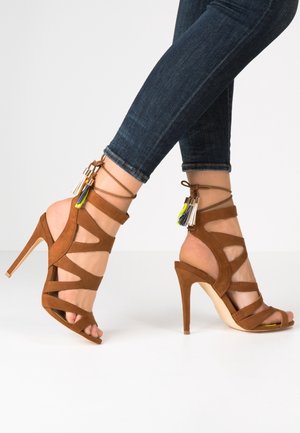 Sandales à talons hauts - tan