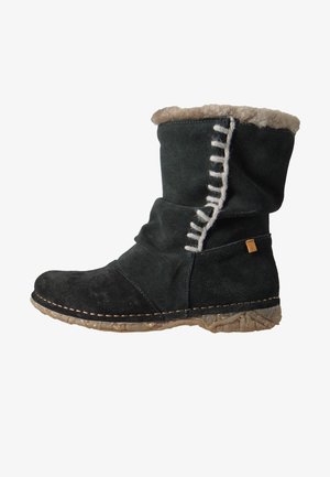 El Naturalista, Winter boots - black