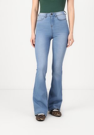 NMSALLIE FLARE - Flared Jeans - light blue denim