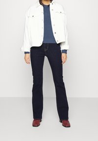 Vero Moda Petite Maglione - blue