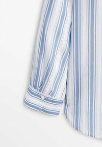 Massimo Dutti Camicia - light blue
