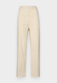 Pantaloni dritti color crema realizzati in cotone, con pince frontali, una texture liscia e una vita senza accessori visibili.