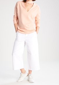 Missguided Petite Sweatshirt - pink
