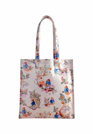 Sac fourre-tout blanc avec des illustrations florales et de personnages en bleu, orange et rose ; possède des poignées robustes et une texture lisse et glossy.