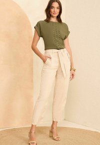 Love & Roses ROLL SLEEVE - REGULAR FIT - Camicetta - khaki green