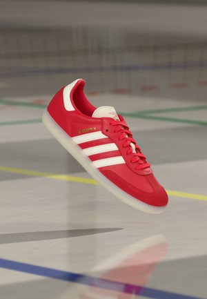 SAMBA LICENSED - Inomhusfotbollsskor - benfica red/off white