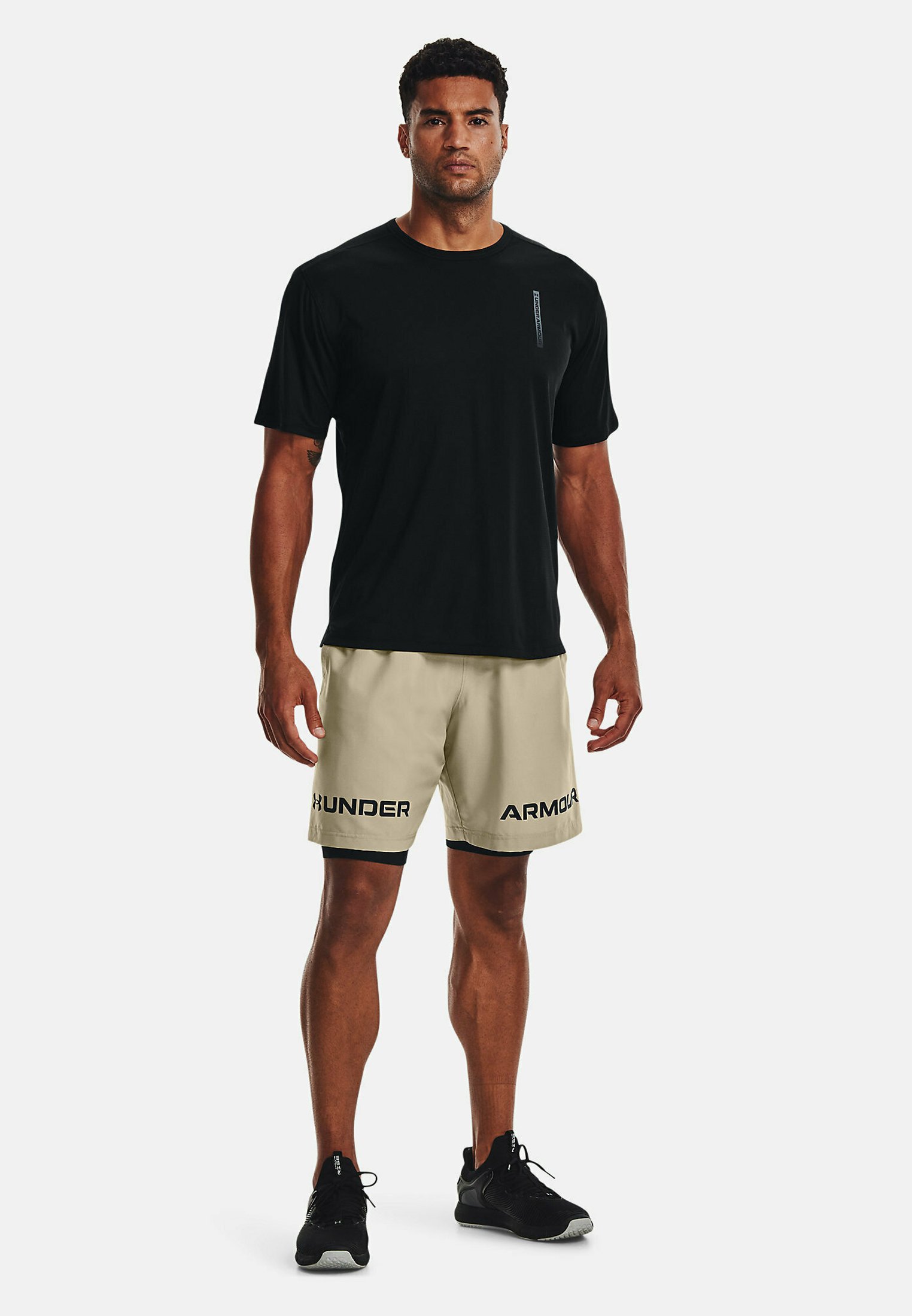 Under Armour Sports shorts - khaki 