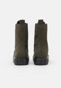 Kennel + Schmenger Botines con plataforma - dark green