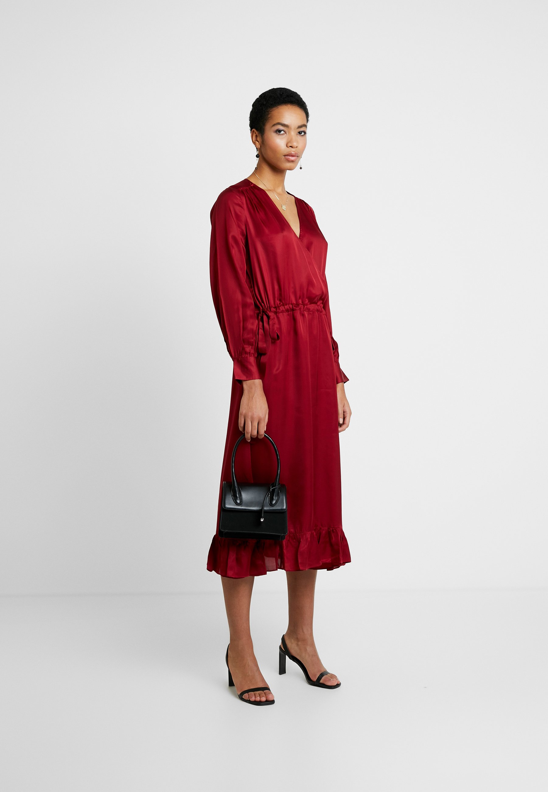 Mos Mosh CHITA DRESS Cocktailklänning redröd Zalando.se Mos Mosh CHITA DRESS Cocktailklänning redröd Zalando.se