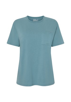 Koszulka z krótkim rękawem o okrągłym dekolcie w miękkim niebieskim kolorze, z pojedynczą kieszonką na piersi oraz subtelnym logotypem w pobliżu dekoltu.