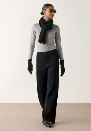 Falconeri, REVERSIBLE. - Broek - black