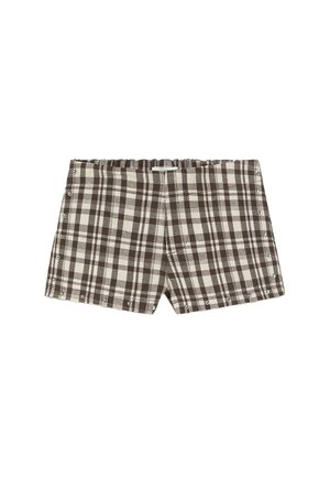 Pantalones cortos de cuadros marrones y blancos con una cintura elástica y pequeños ojales metálicos a lo largo de las costuras laterales sobre un fondo blanco.