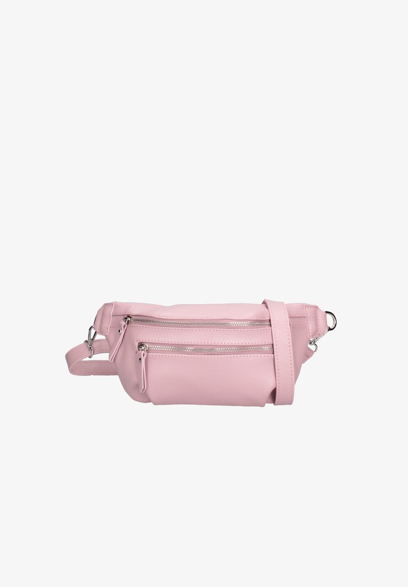 Sac banane en cuir rose clair avec deux poches à fermeture éclair argentées et une bandoulière réglable.