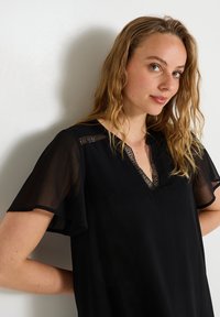 Grain de Malice MANCHES COURTES - Vestido informal - noir