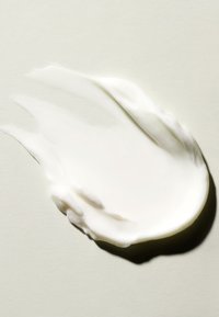 Rituals KREM DO CIAŁA WKŁAD - THE RITUAL OF AYURVEDA - OLEJEK ZE SŁODKICH MIGDAŁÓW I RÓŻA INDYJSKA nieokreślony