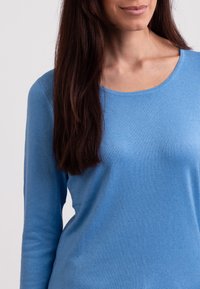 CASH-MERE Svetr - capri blau