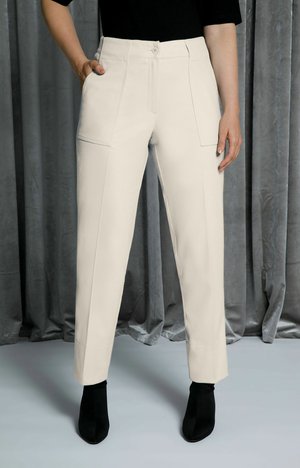 Broek - helles sand