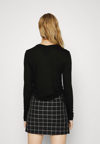 Tommy Jeans Long sleeved top - black