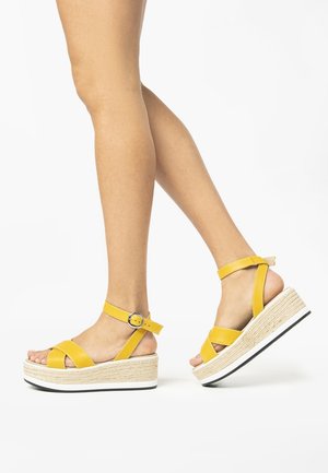 NeroGiardini Espadrillas - yellow
