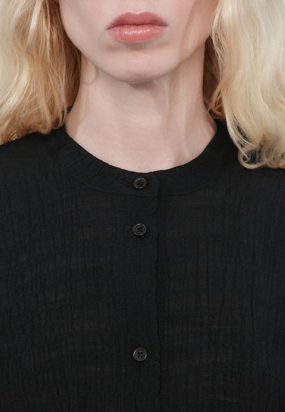 Henrik Vibskov FLAT SHIRT - Pogājama blūze - black