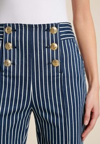 Luisa Spagnoli Spodnie materiałowe