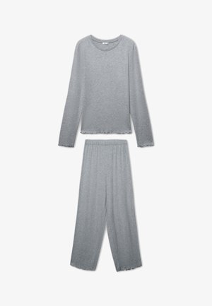 Completo loungewear in morbido tessuto grigio chiaro, composto da una maglietta a maniche lunghe e pantaloni larghi con vita elastica, con bordi arricciati su polsini e orli.