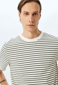 Koton T-shirts print - grey