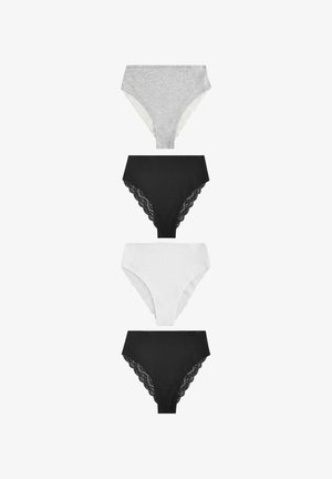 Patru perechi de lenjerie intimă pentru femei: bumbac gri, dantelă neagră, bumbac alb și dantelă neagră. Fiecare are un design cu talie înaltă și o textură fină.