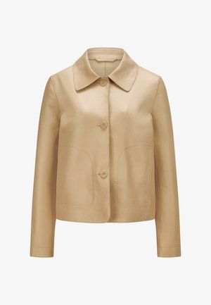 Beige kurze Lederjacke mit langen Ärmeln, drei vorderen Knöpfen, rundem Kragen und zwei aufgesetzten Fronttaschen.