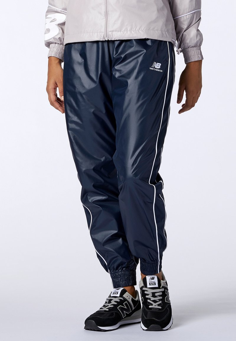 New Balance Tracksuit bottoms eclipse/black Zalando