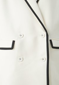 Custommade FALIPPA - Suknjič - whisper white