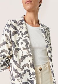 Soaked in Luxury Kort kappa / rock - sand