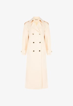 Cappotto trench doppiopetto in morbida lana beige, con bottoni dorati, colletto a punta e tasche laterali, dotato di maniche ampie e leggermente strutturate.