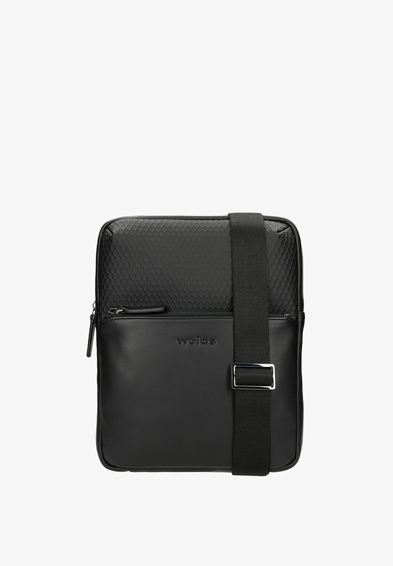Borsa crossbody nera con pannello superiore testurizzato e sezione inferiore liscia, dotata di una tracolla robusta e tasche con zip per lo stoccaggio.