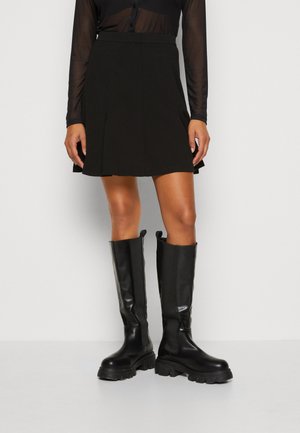 Even&Odd Miniszoknya - black