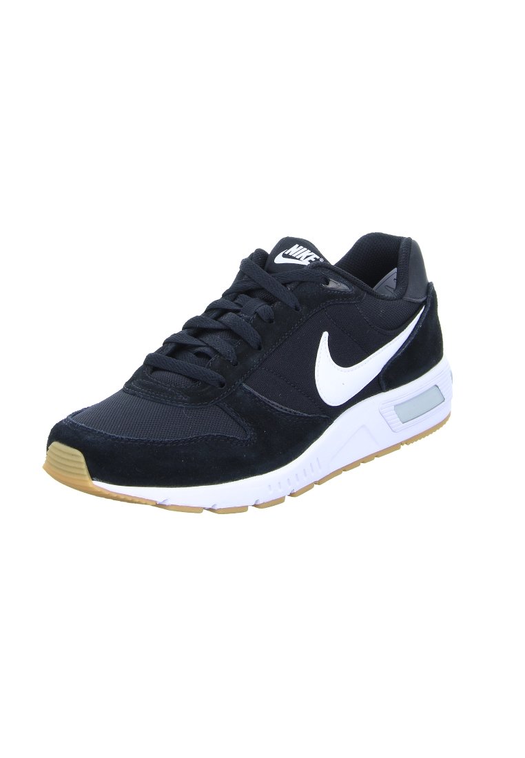 علق nike nightgazer zalando 
