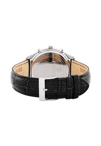 Reloj de acero inoxidable con una correa de cuero negro con estampado de cocodrilo, hebilla plateada y fondo de caja visible que muestra el mecanismo.
