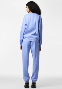 Pieces PCCHILLI - Träningsbyxor - hydrangea