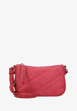 Rode textuur crossbody tas met diagonale stiksels, een afneembare schouderband en logo-accent. De gladde afwerking complementeert de gestructureerde vorm.