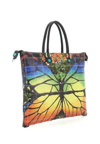 Borsa a spalla colorata con design di ali di farfalla, manici neri e accenti blu su sfondo bianco.