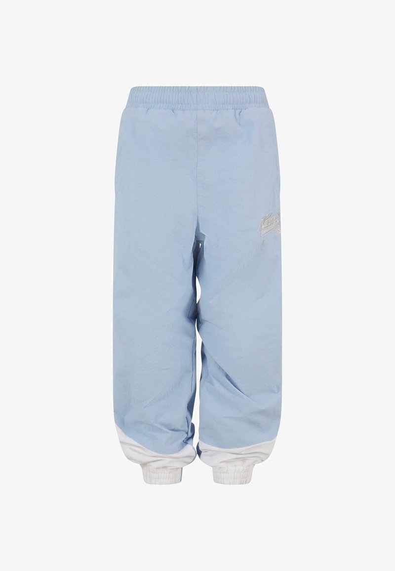 Svetlomodré vetrovky s elastickým pásom a bielymi manžetami. Obsahuje jemné logo na ľavej strane. Mäkká, hladká textúra.