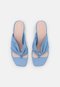 L37 SUSANNA - Mules de salto - blue