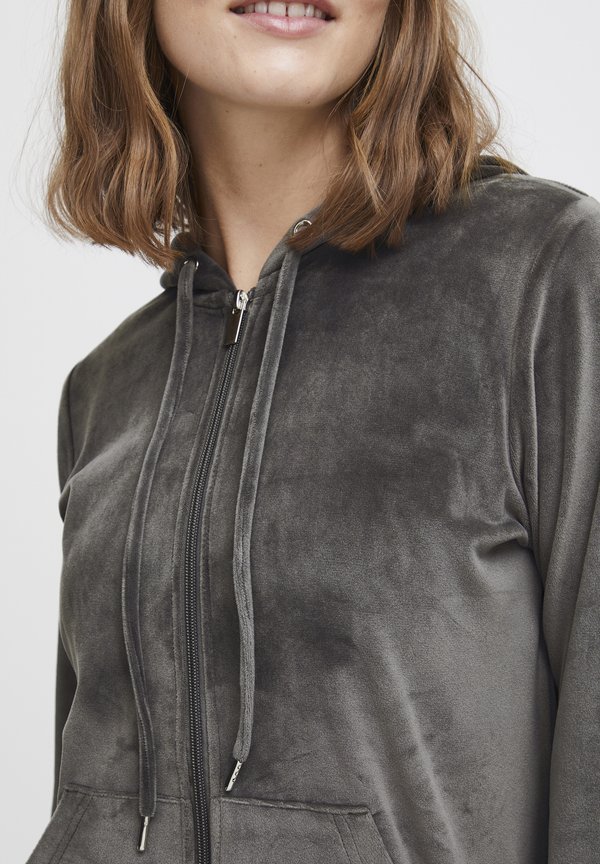 OXMITTA SET - Tracksuit - castlerock4