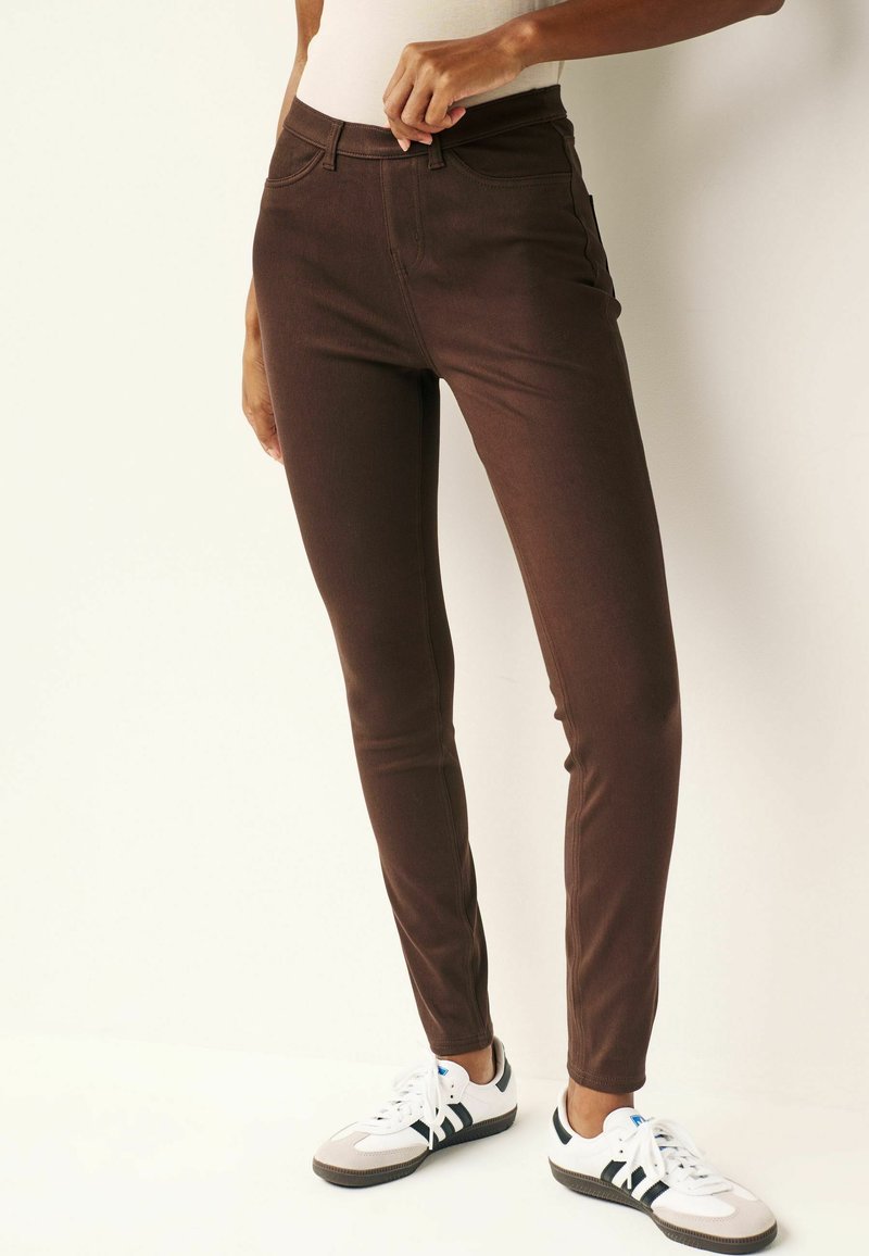 Next Kitsa lõikega teksad - chocolate brown