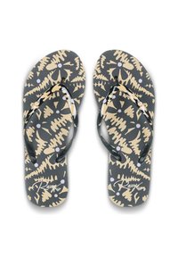 Klapki z wzorzystą szaro-beżową wkładką, na której znajdują się abstrakcyjne wzory w odcieniach beżu oraz małe białe kropki, uzupełnione ciemnymi paskami i logo.