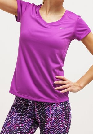 Nike Performance T-shirt basique - purple