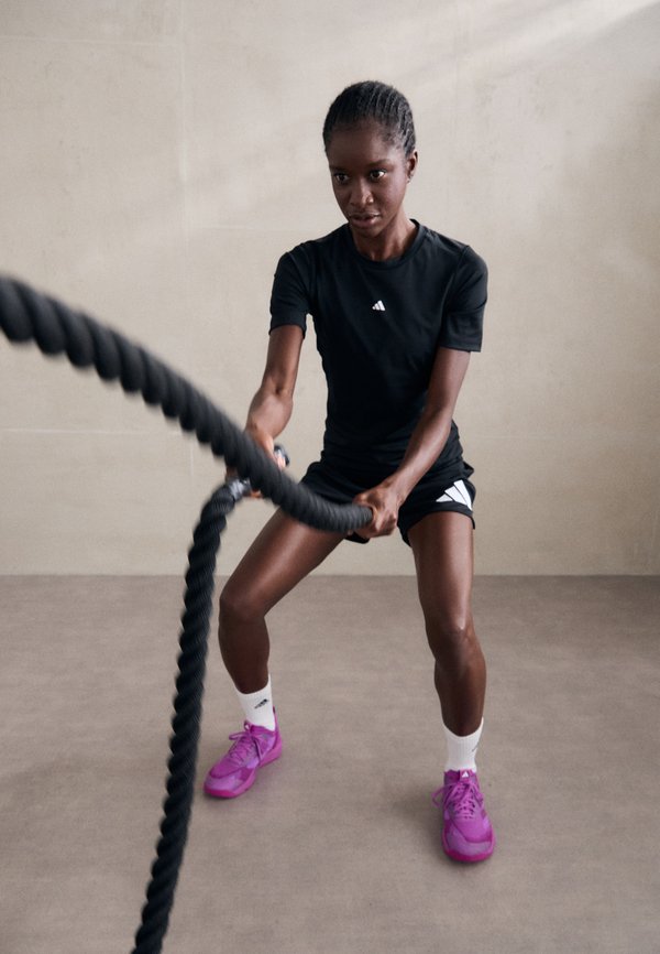 TECHFIT - Sports T-shirt4